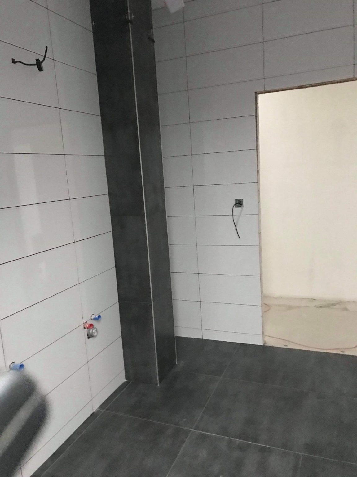 VÝNIMOČNÝ VEĽKOMETRÁŽNY 6-IZBOVÝ PODKROVNÝ BYT S TERASOU A 2 PARKOVACÍMI MIESTAMI | KOMÁRNO | DUNAJSKÉ NÁBREŽIE — fotografia