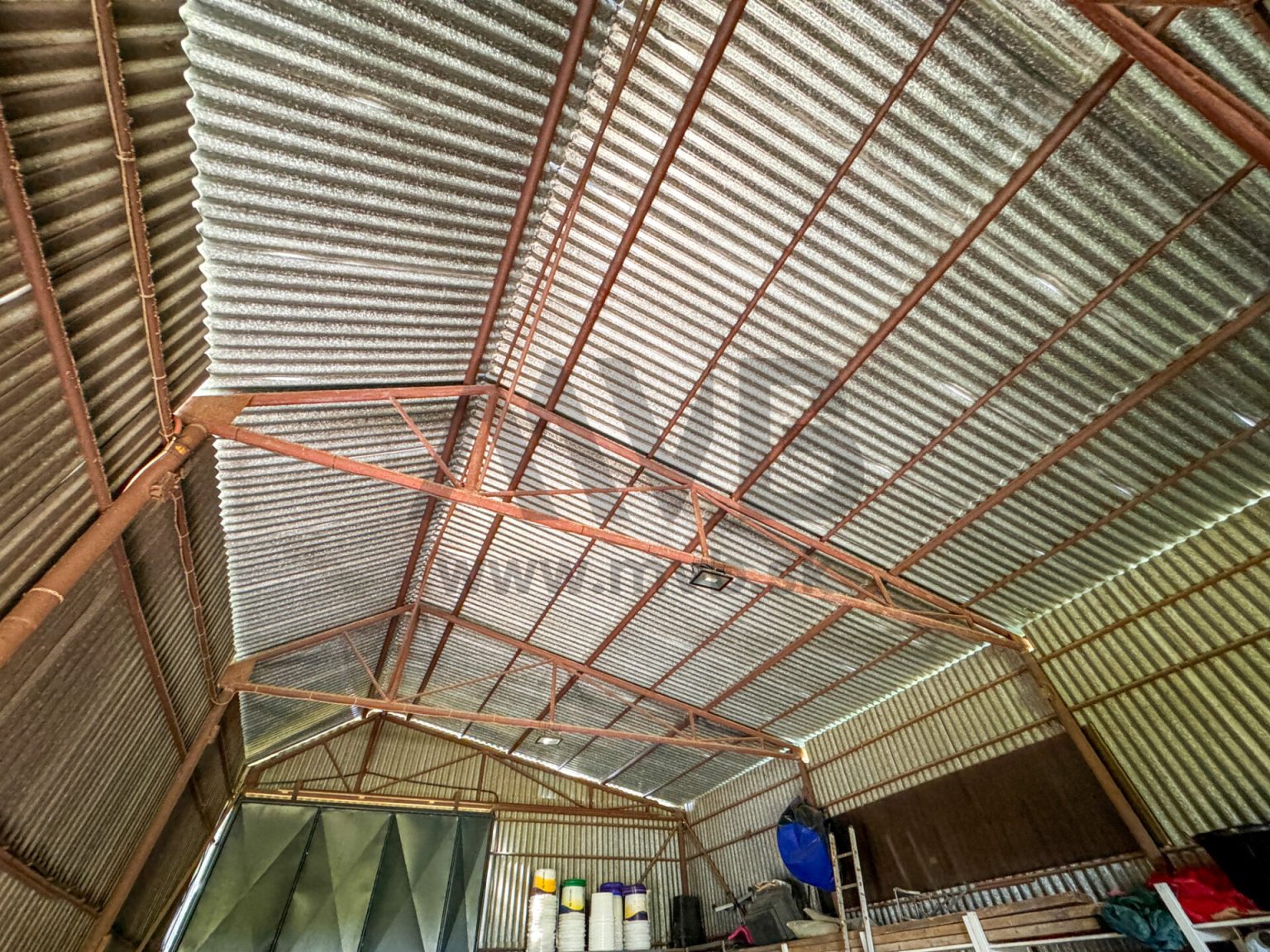 POSCHODOVÝ RODINNÝ DOM V TICHEJ A POKOJNEJ ULICI | MARCELOVÁ | OKRES KOMÁRNO — fotografia