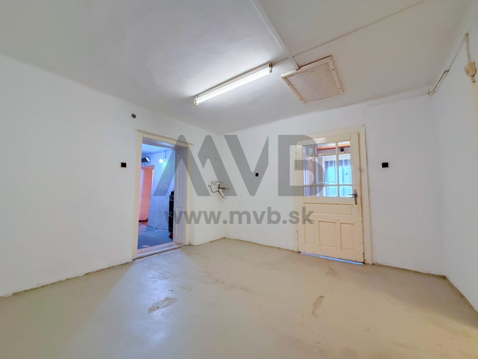 PODNIKANIE A BÝVANIE POD JEDNOU STRECHOU | MARCELOVÁ | OKRES KOMÁRNO — fotografia