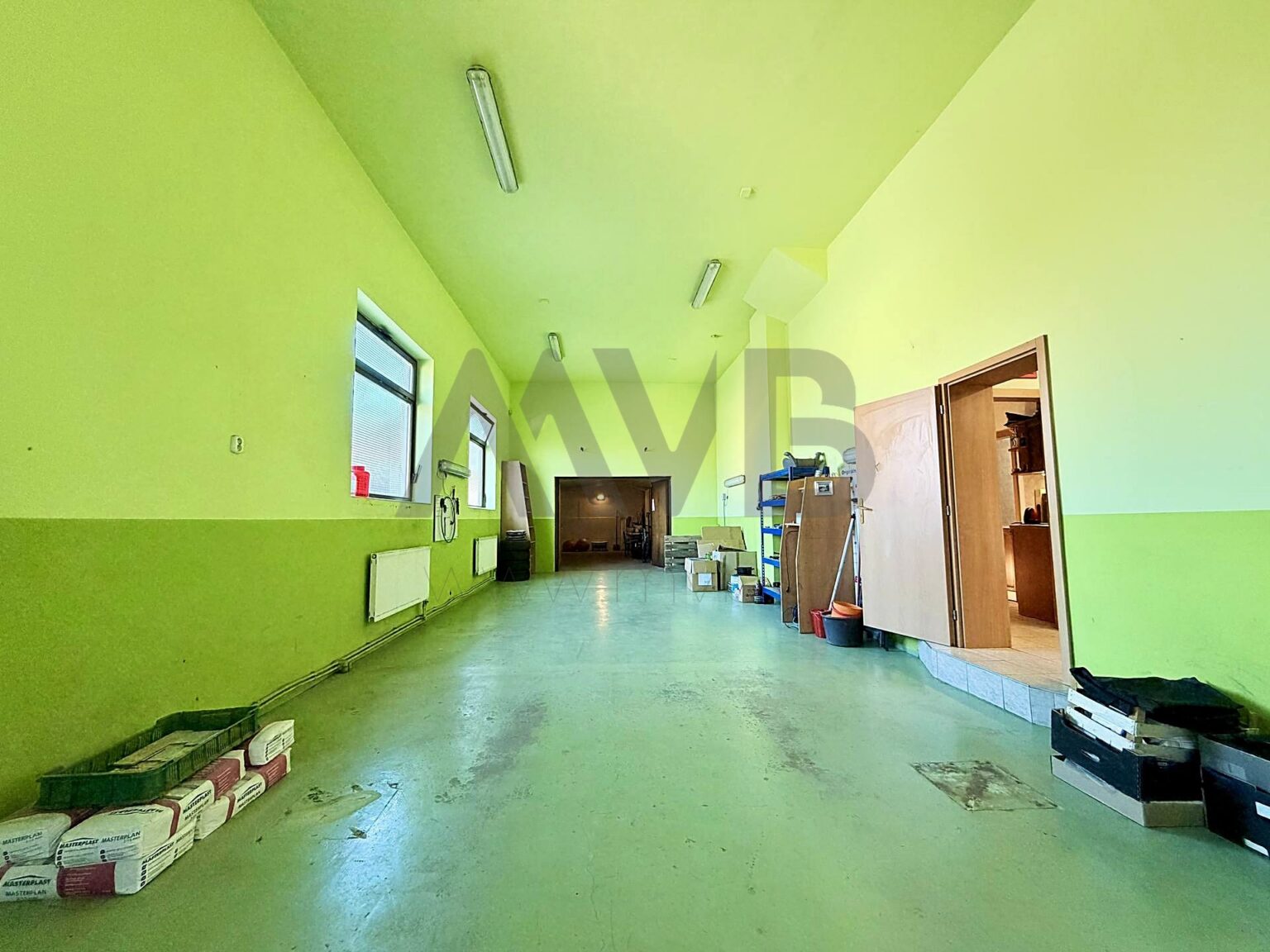 4-IZBOVÝ POSCHODOVÝ RODINNÝ DOM S GARÁŽOU A PIVNICOU | CHOTÍN | OKRES KOMÁRNO — fotografia
